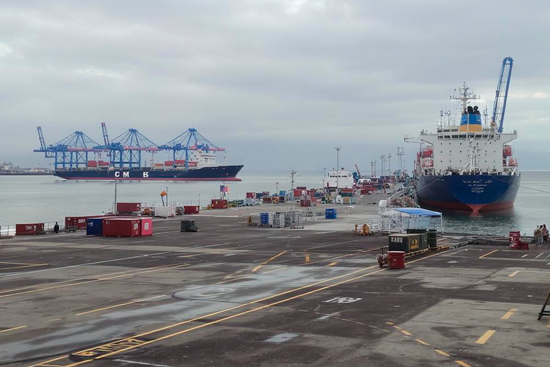 Más importaciones que exportaciones y desequilibrio comercial: los problemas del Puerto de Chancay