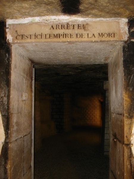 "Alto, aquí está el imperio de la muerte". Steemit.